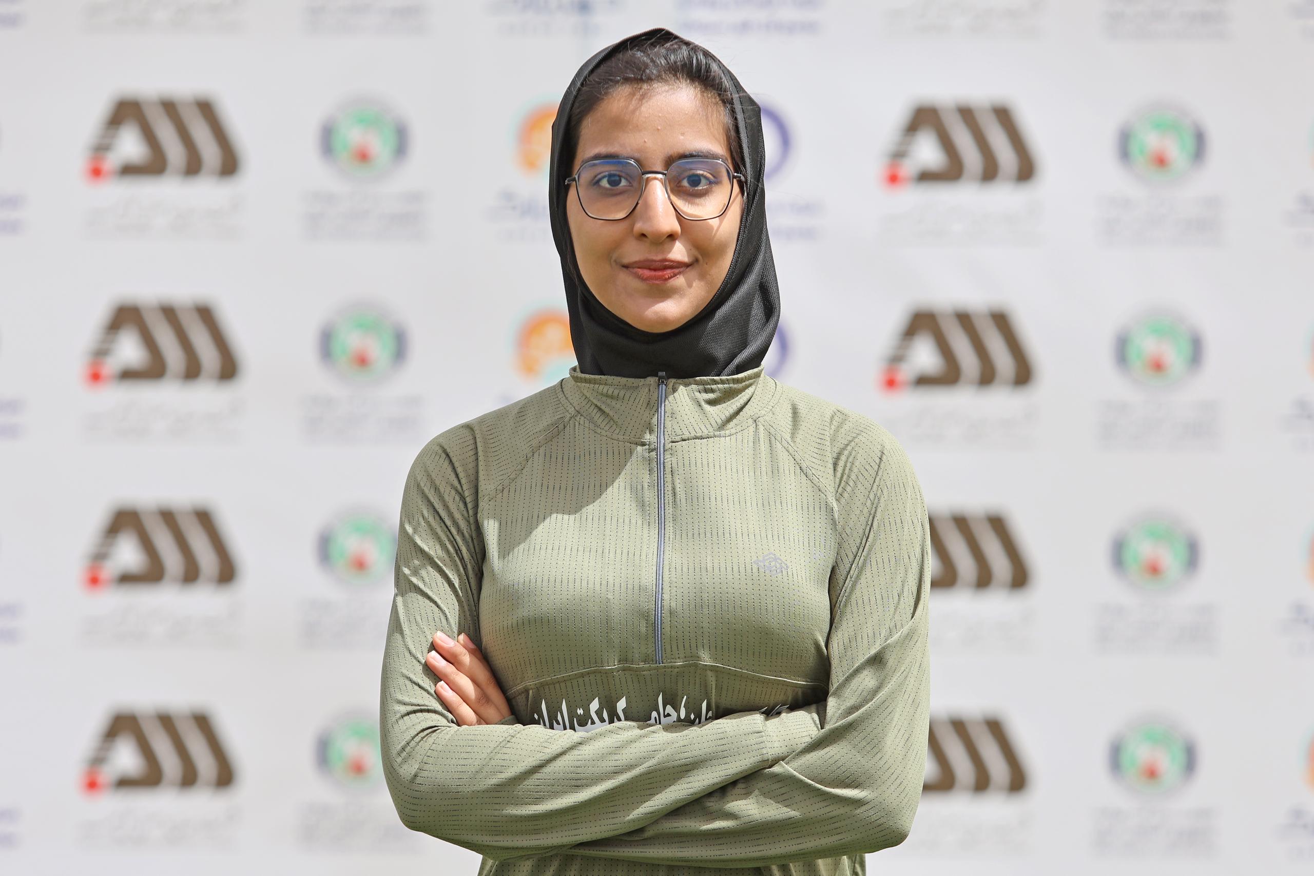 مروارید نورا