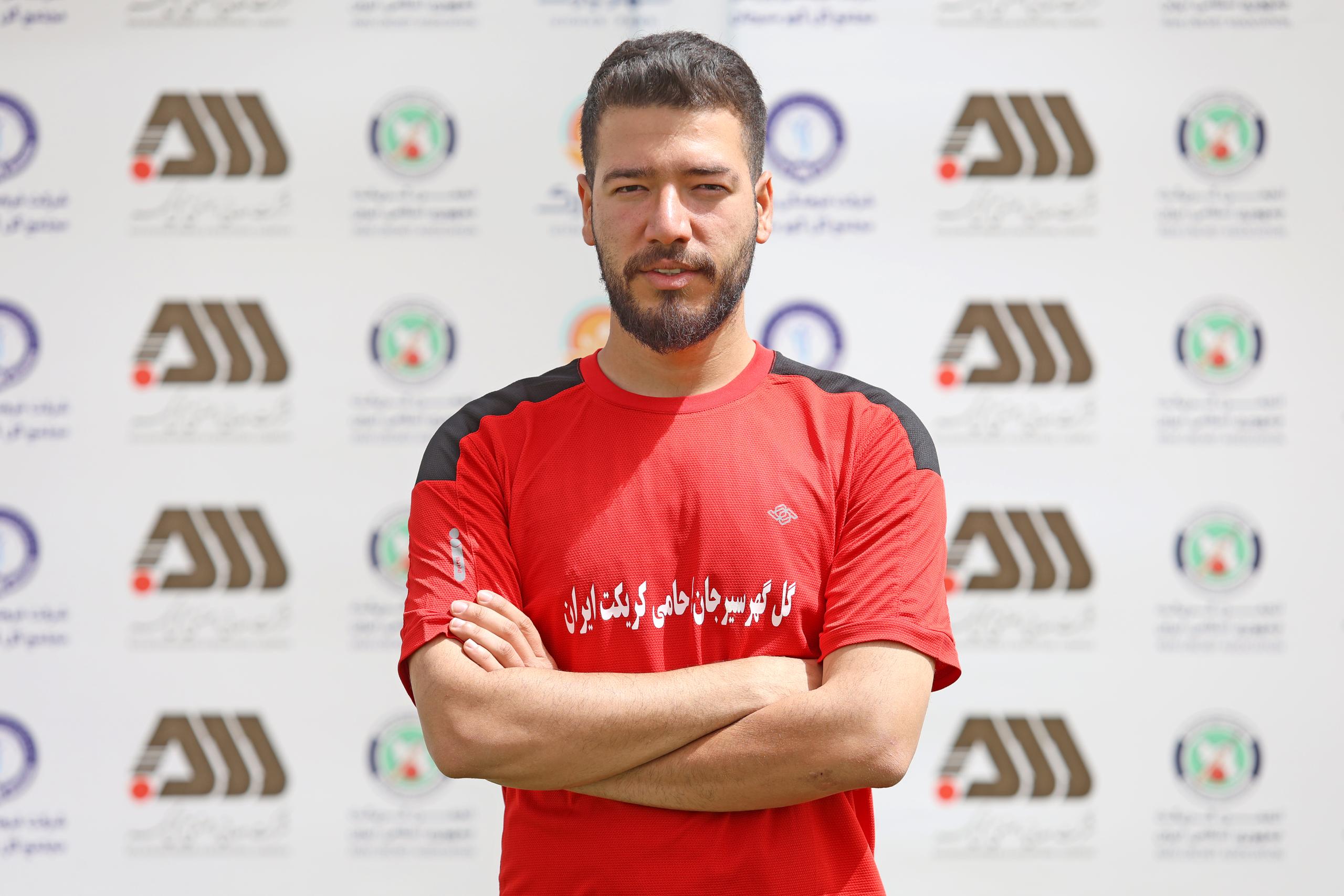 عرفان سیاسر